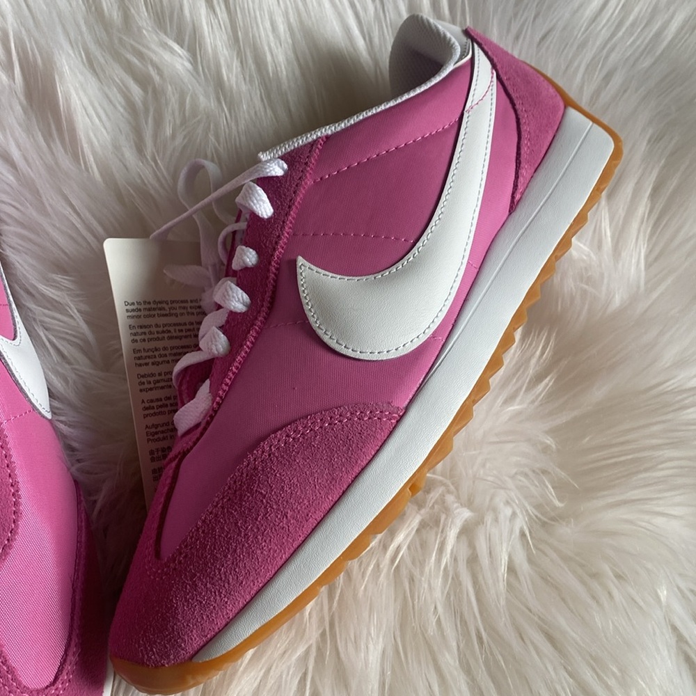 Nike Pacific pink women’s 9.5 - Picture 2 of 11